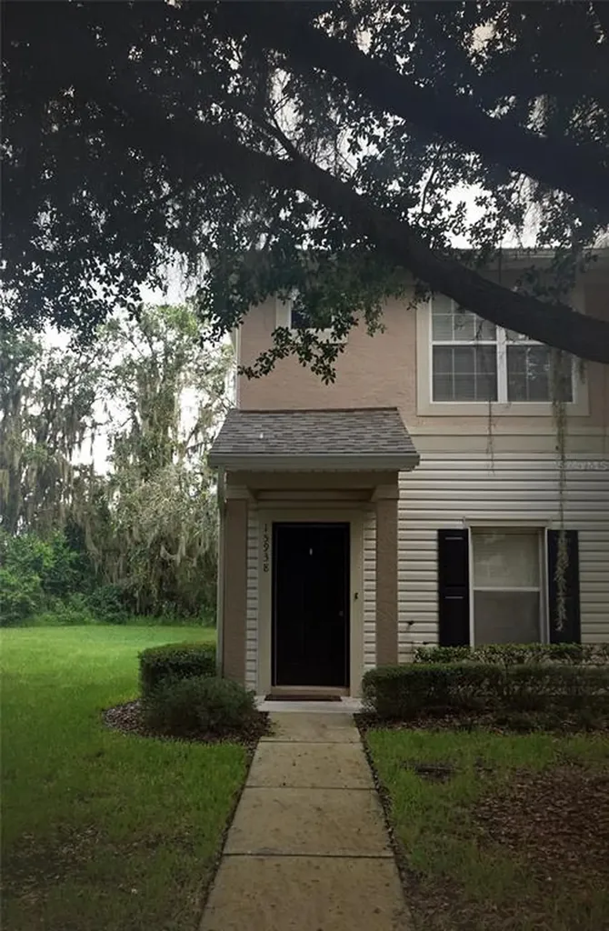 15938 Fishhawk Creek Lane Lithia FL 33547