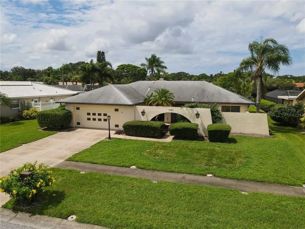 1584 Palmwood Drive Sarasota FL 34232