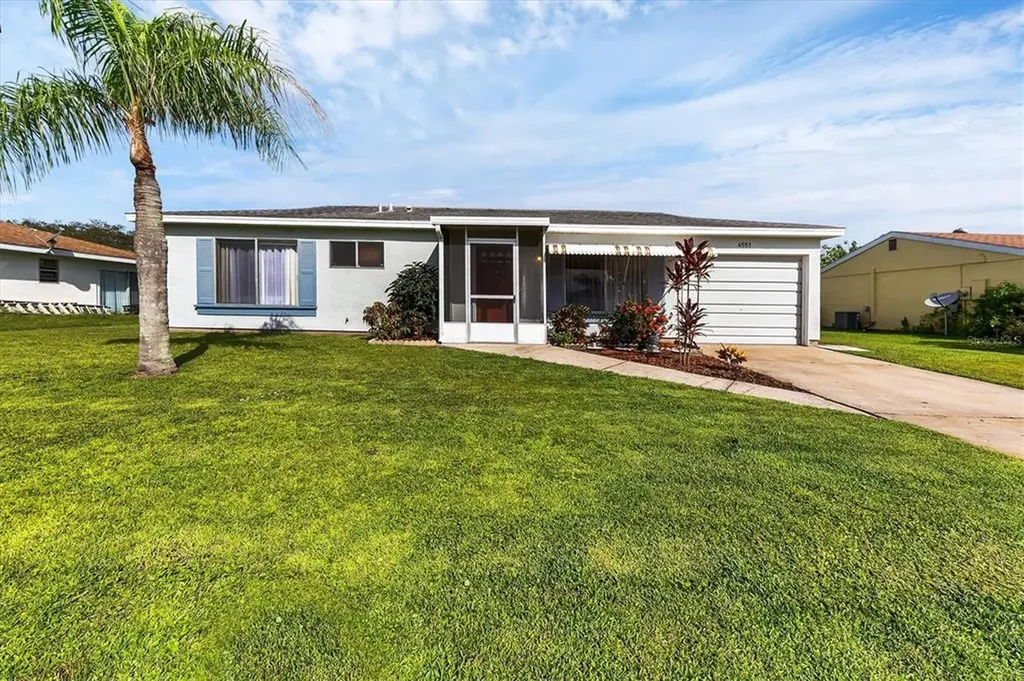 4551 Nekoosa Street North Port FL 34287