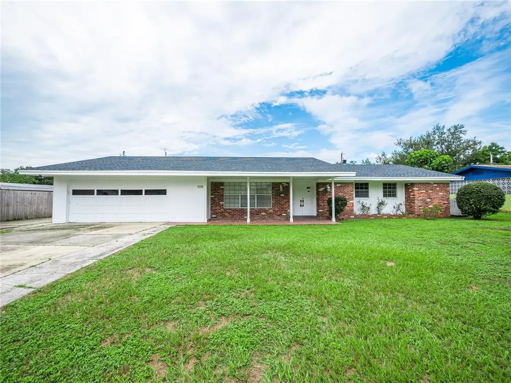 1735 Petersburg Avenue Lakeland FL 33803
