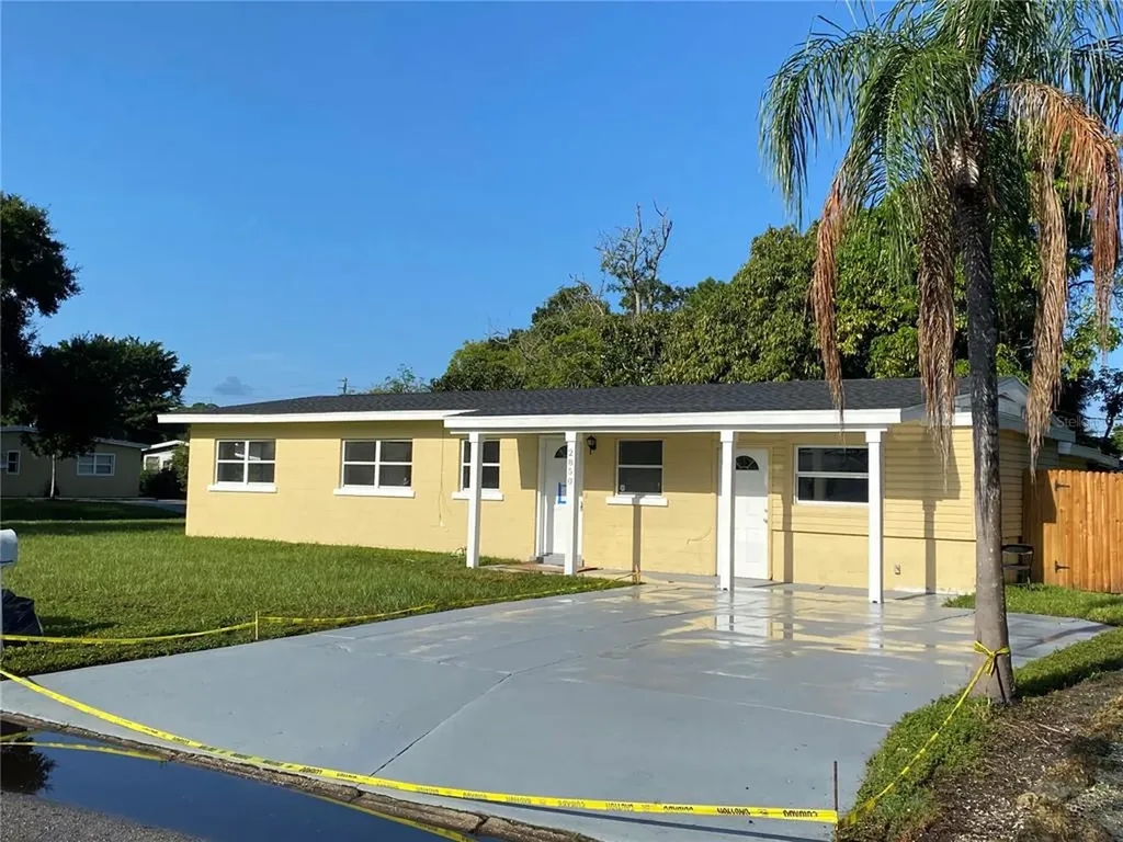 2850 21st Street W Bradenton FL 34205