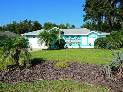 682 Cheltenham Avenue Deltona FL 32738