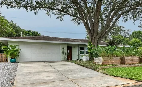 2847 Bougainvillea Street Sarasota FL 34239