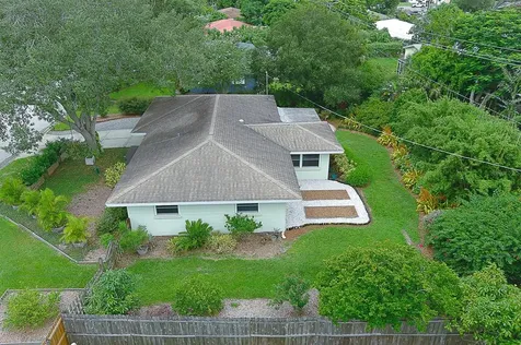 2847 Bougainvillea Street Sarasota FL 34239