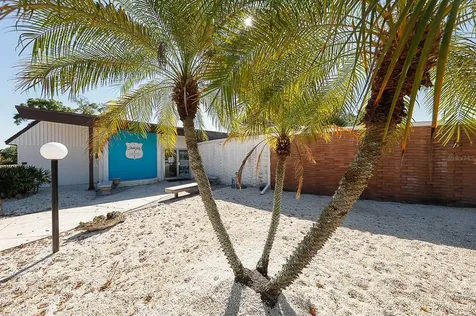 2847 Bougainvillea Street Sarasota FL 34239