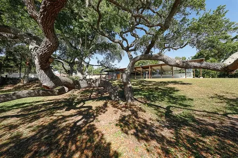 2847 Bougainvillea Street Sarasota FL 34239