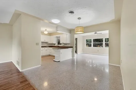 2847 Bougainvillea Street Sarasota FL 34239