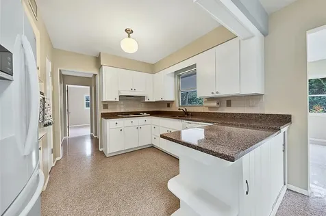 2847 Bougainvillea Street Sarasota FL 34239