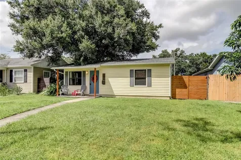 219 44th Avenue N St Petersburg FL 33703