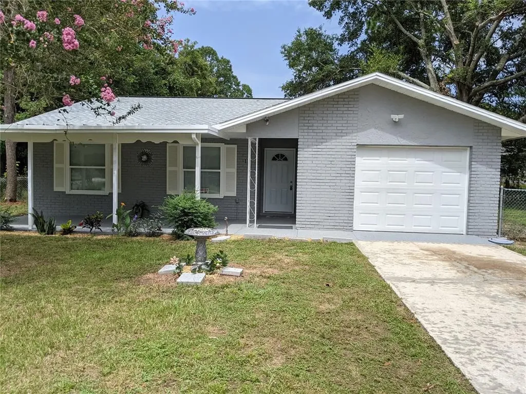 18 Spring Loop Ocala FL 34472