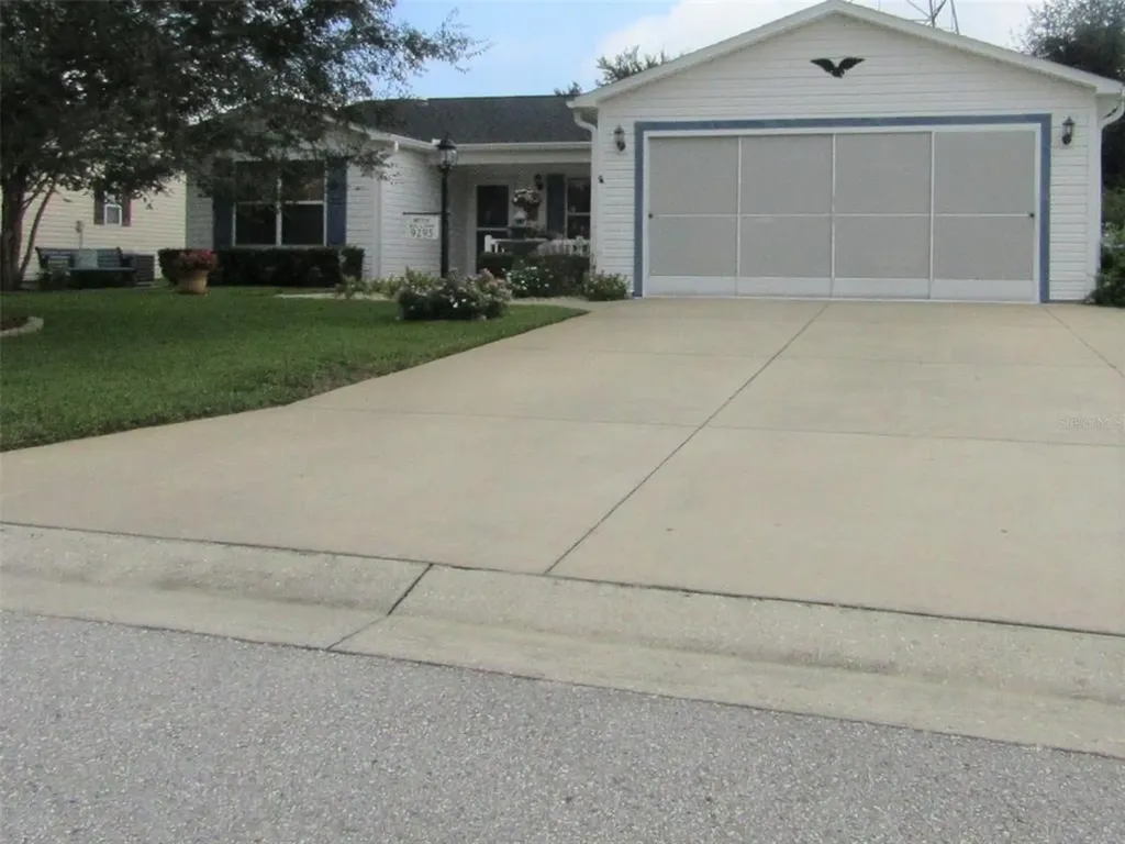 9295 SE 177th Simons Lane The Villages FL 32162