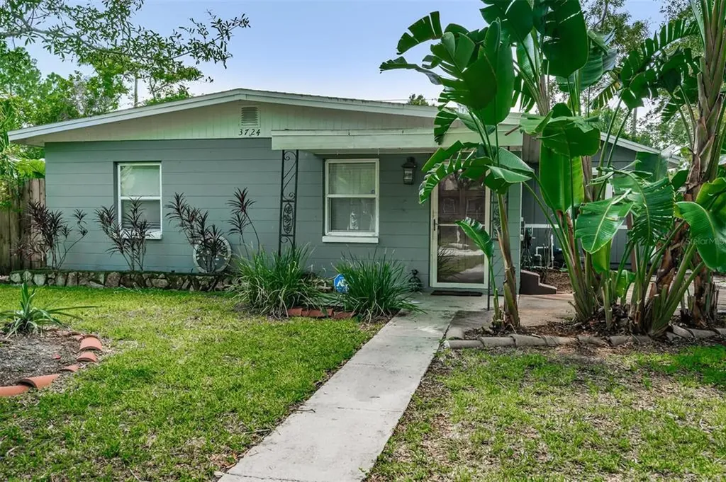 3724 41st Avenue N St Petersburg FL 33714