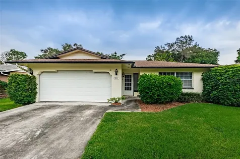 5631 Venetian Boulevard NE St Petersburg FL 33703