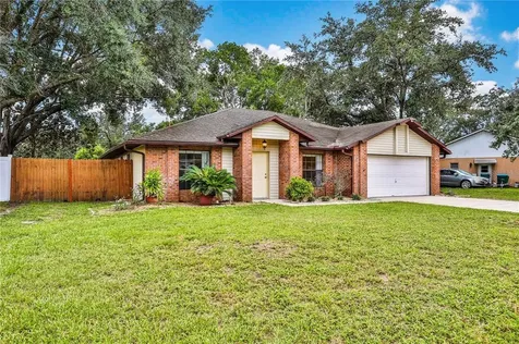 2209 Bannister Street Deltona FL 32738