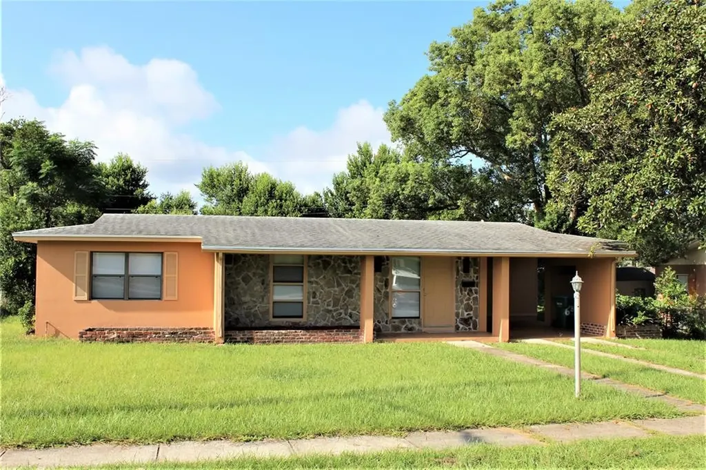 635 E Normandy Boulevard Deltona FL 32725