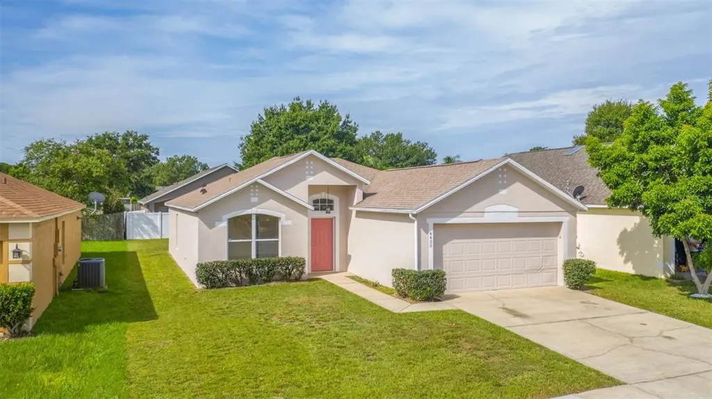 4400 Stonefield Drive Orlando FL 32826