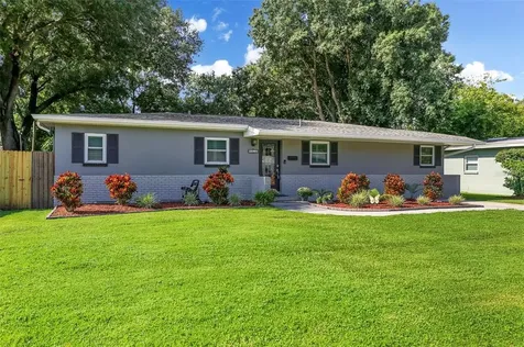 4616 W Bay Court Avenue Tampa FL 33611