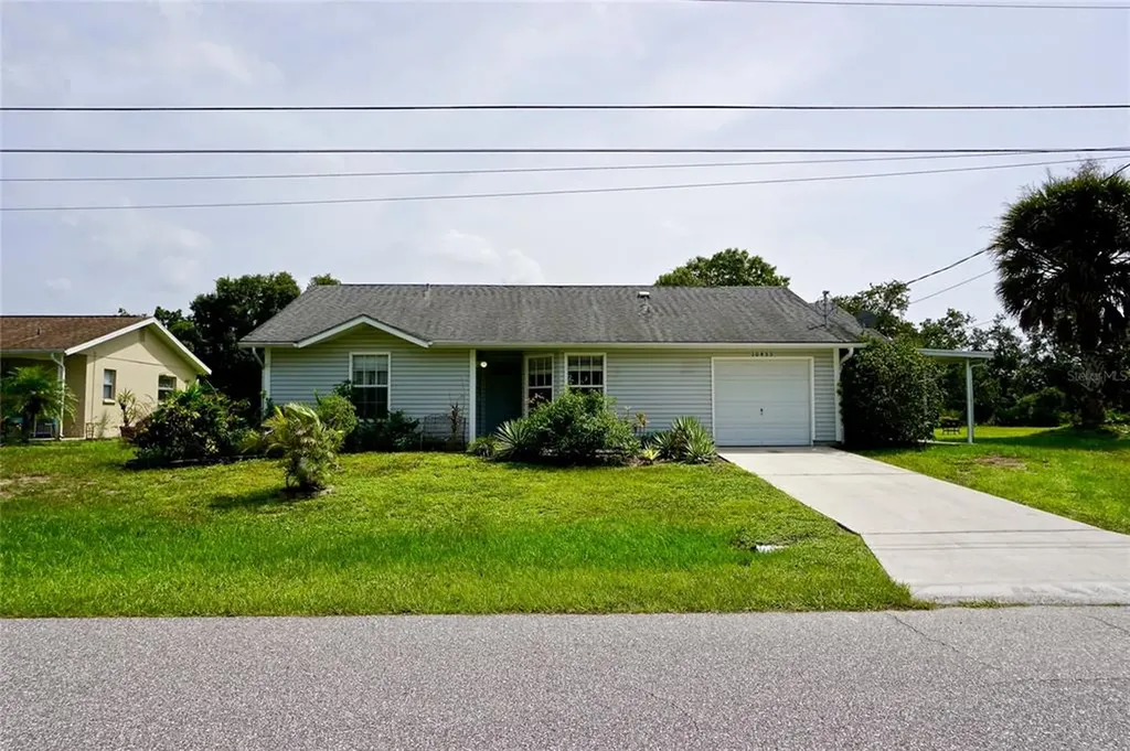 10453 Greenway Avenue Englewood FL 34224