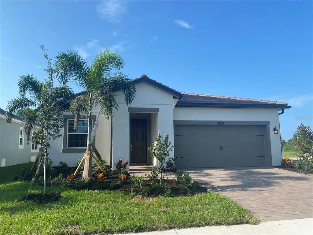 5945 Long Shore Loop Sarasota FL 34238