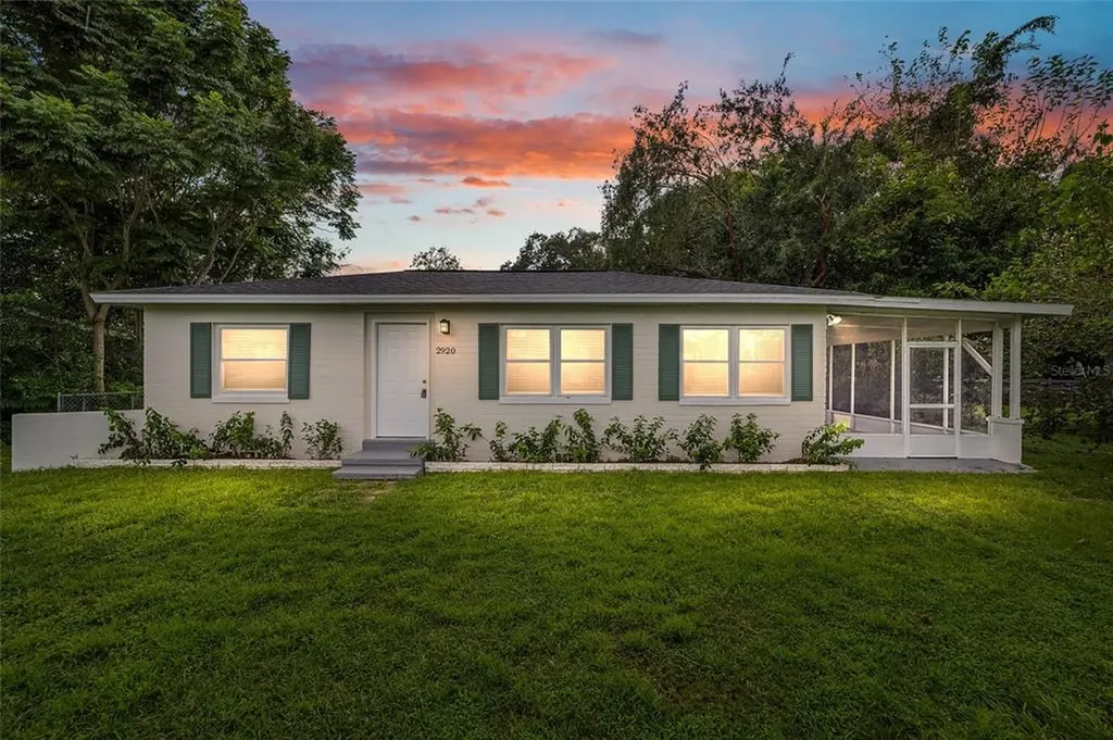 2920 SE Lake Weir Avenue Ocala FL 34471