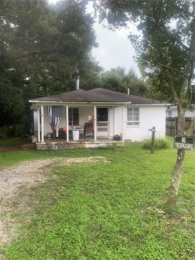 1329 State Street Clearwater FL 33755