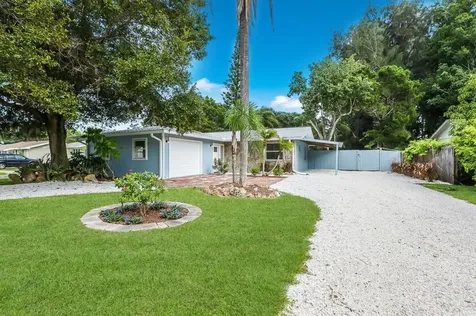 2221 Phillippi Street Sarasota FL 34231