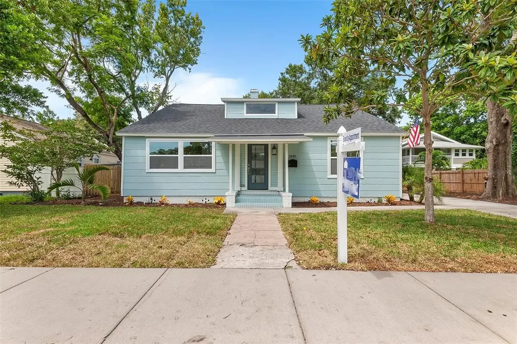 2649 13th Avenue N St Petersburg FL 33713