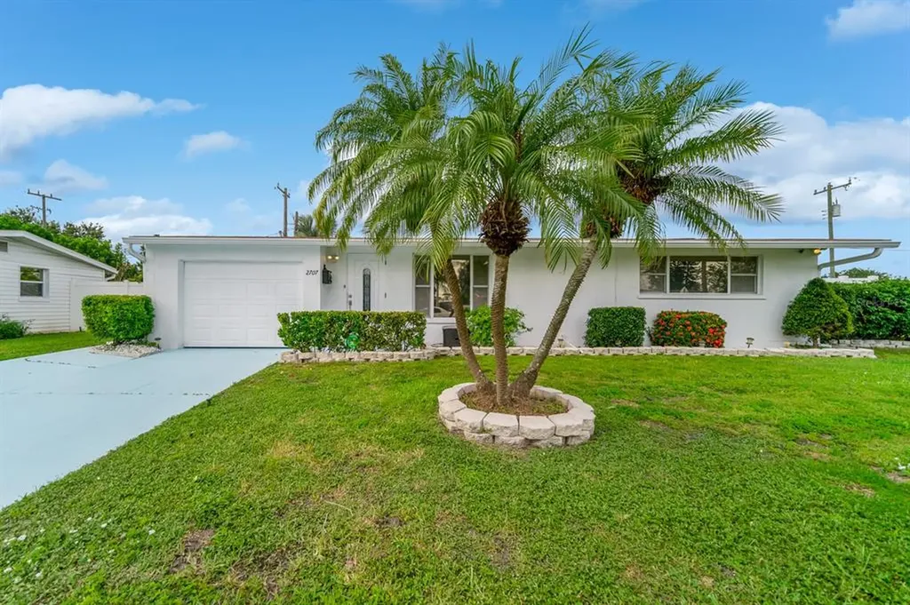 2707 Bayshore Gardens Parkway Bradenton FL 34207