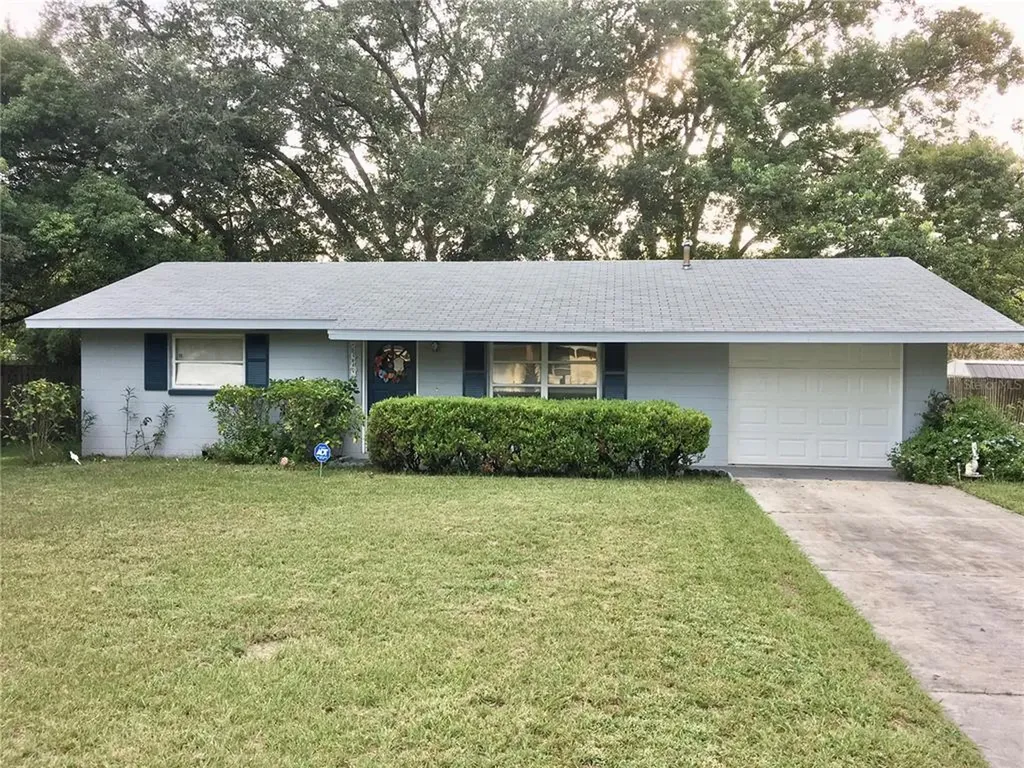 6145 11th Street Zephyrhills FL 33542