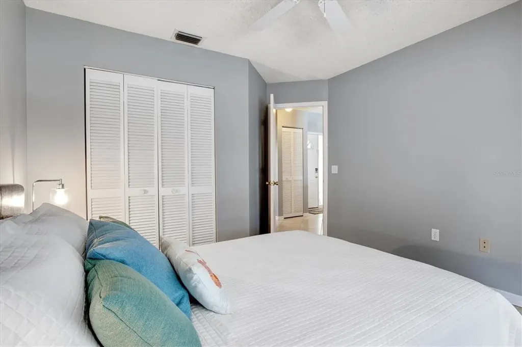 1019 Snead Avenue Sarasota FL 34237