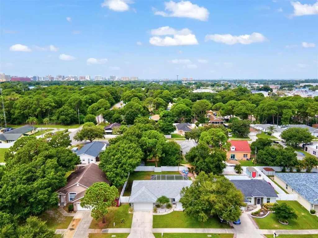 1019 Snead Avenue Sarasota FL 34237