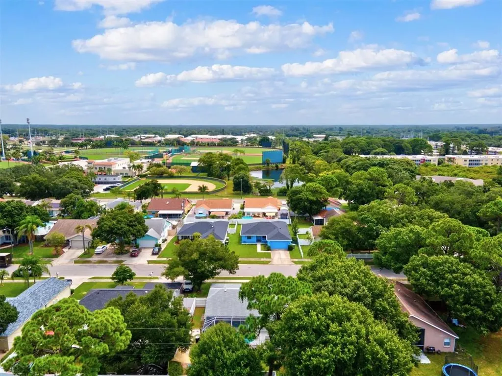 1019 Snead Avenue Sarasota FL 34237