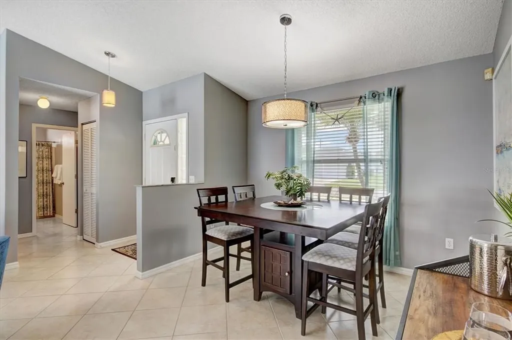 1019 Snead Avenue Sarasota FL 34237