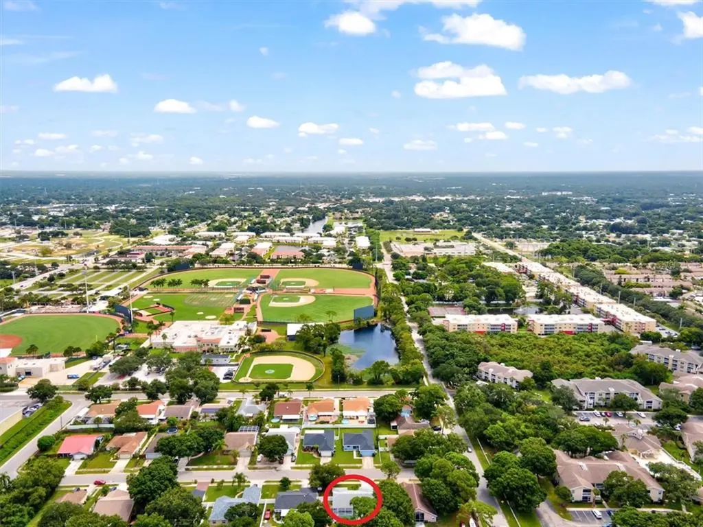 1019 Snead Avenue Sarasota FL 34237