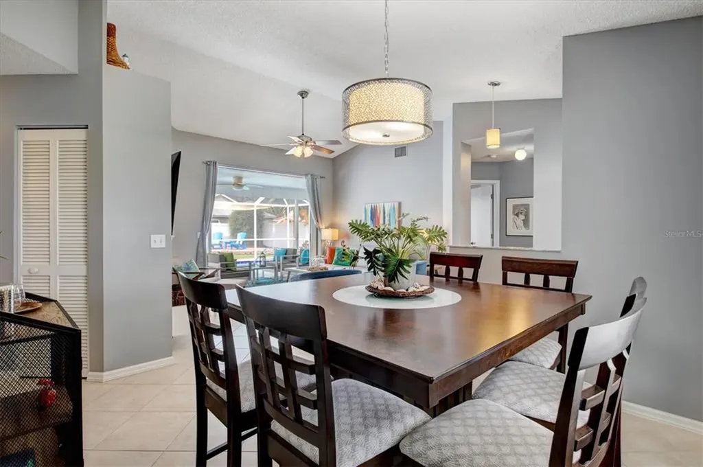 1019 Snead Avenue Sarasota FL 34237