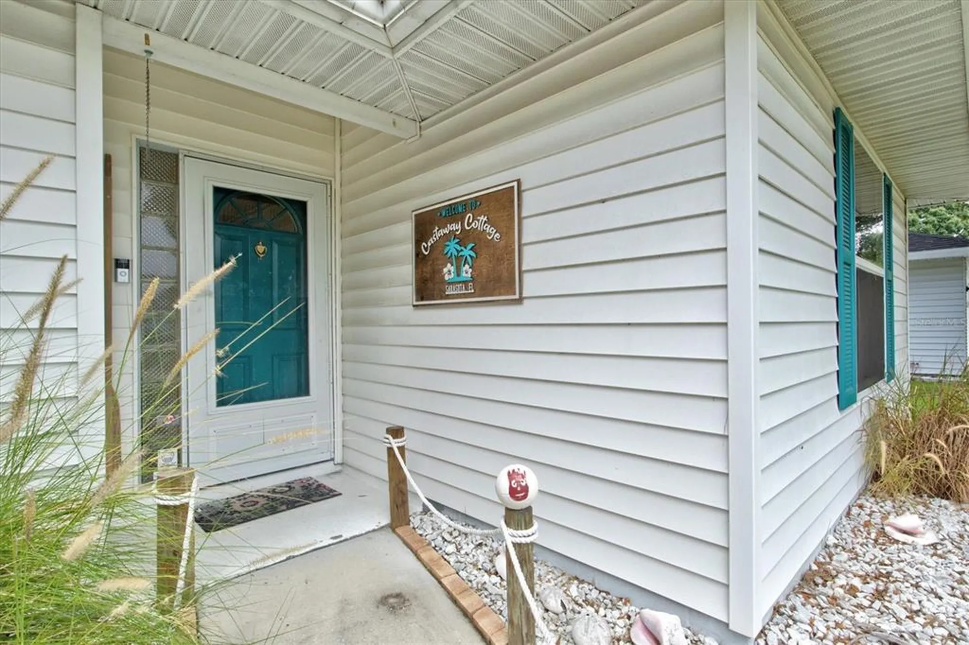 1019 Snead Avenue Sarasota FL 34237