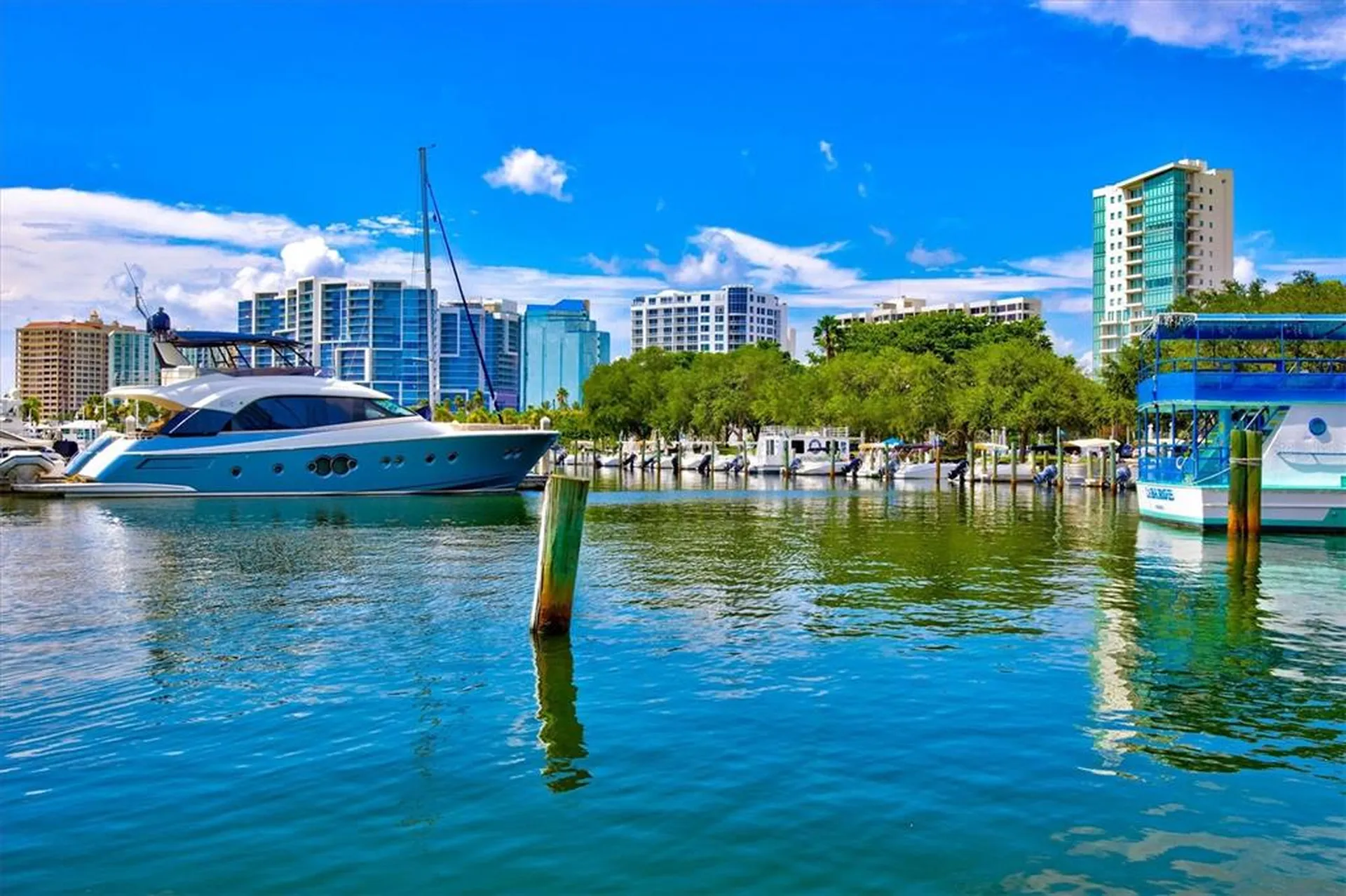 1019 Snead Avenue Sarasota FL 34237