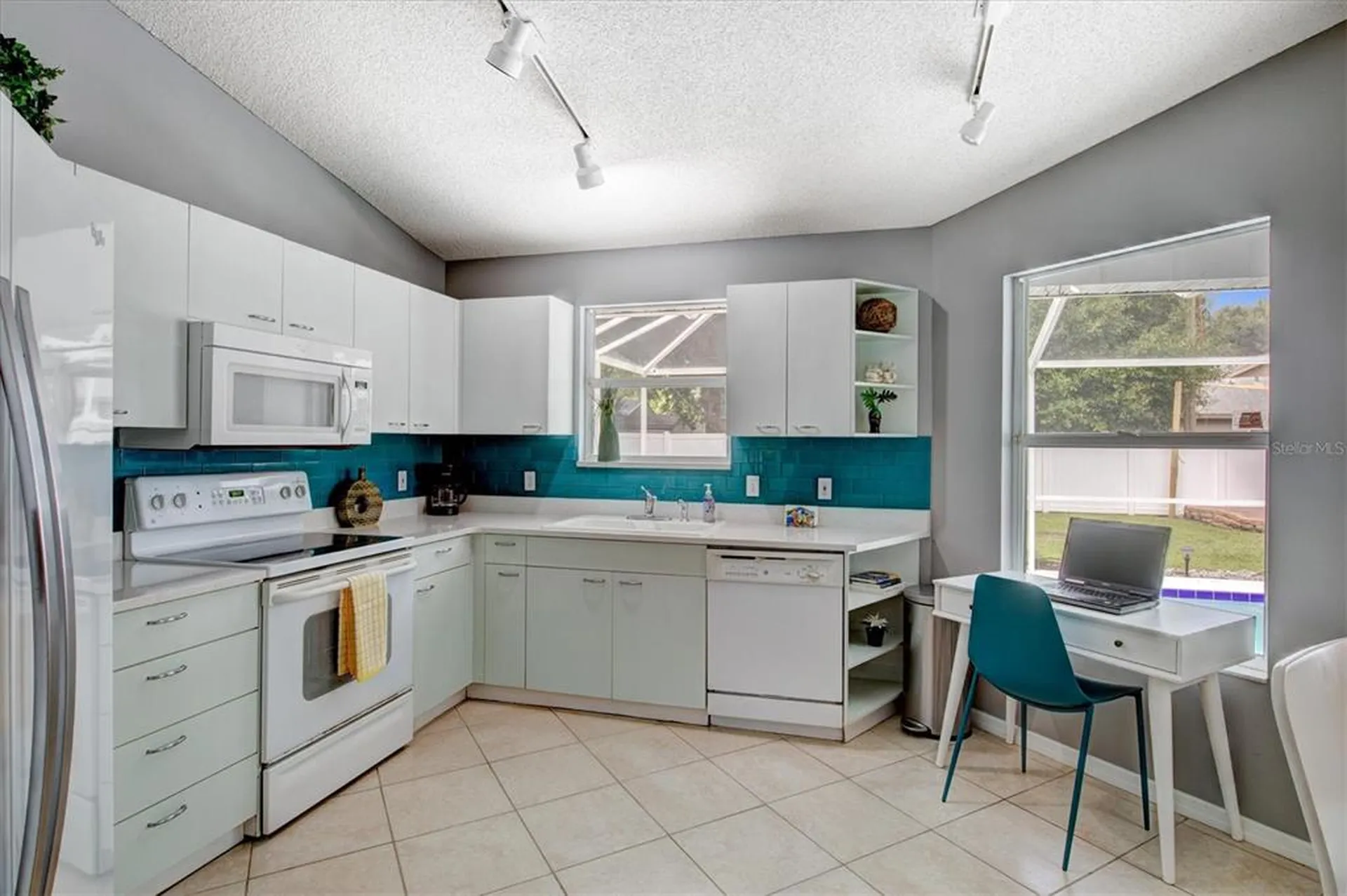1019 Snead Avenue Sarasota FL 34237