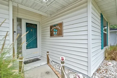 1019 Snead Avenue Sarasota FL 34237