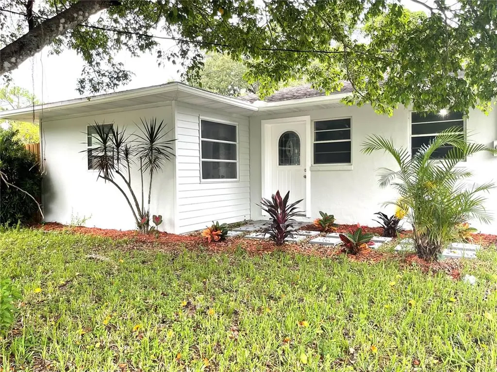 5024 17th Street E Bradenton FL 34203