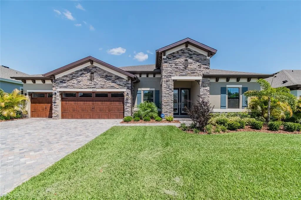 2923 Valencia Ridge Street Valrico FL 33596
