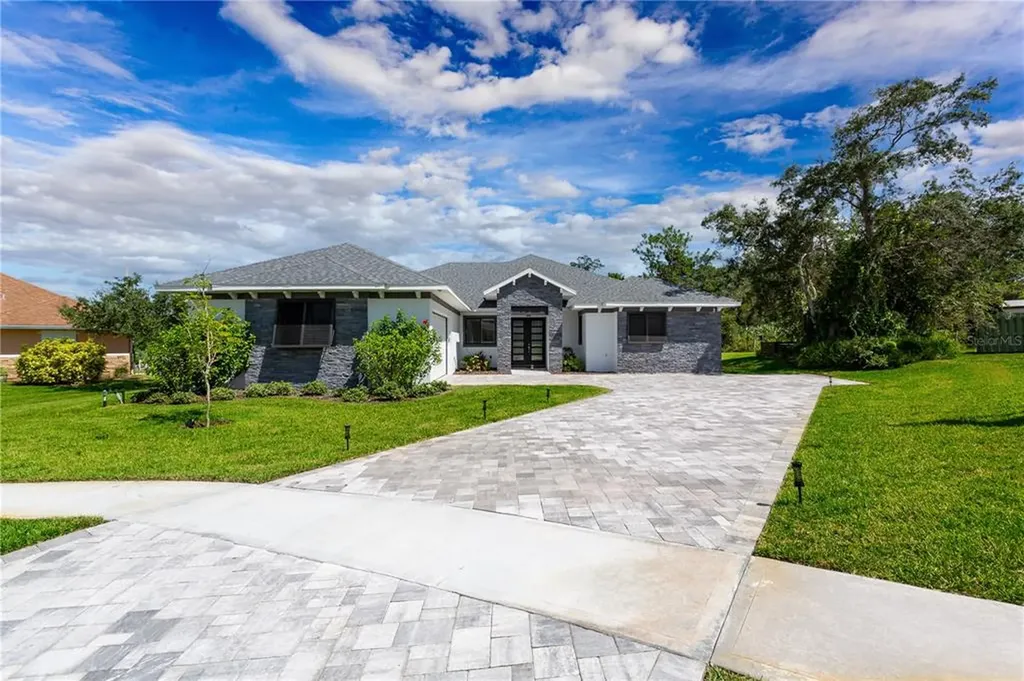 2198 Tappan Zee Lane NE Palm Bay FL 32905