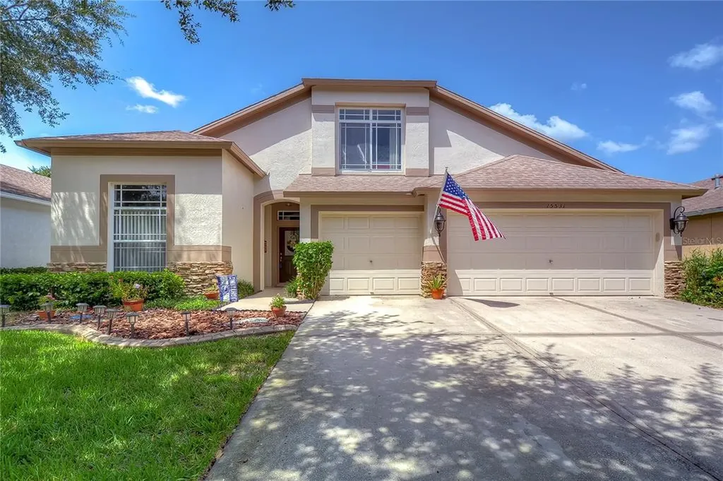 15531 Martinmeadow Drive Lithia FL 33547