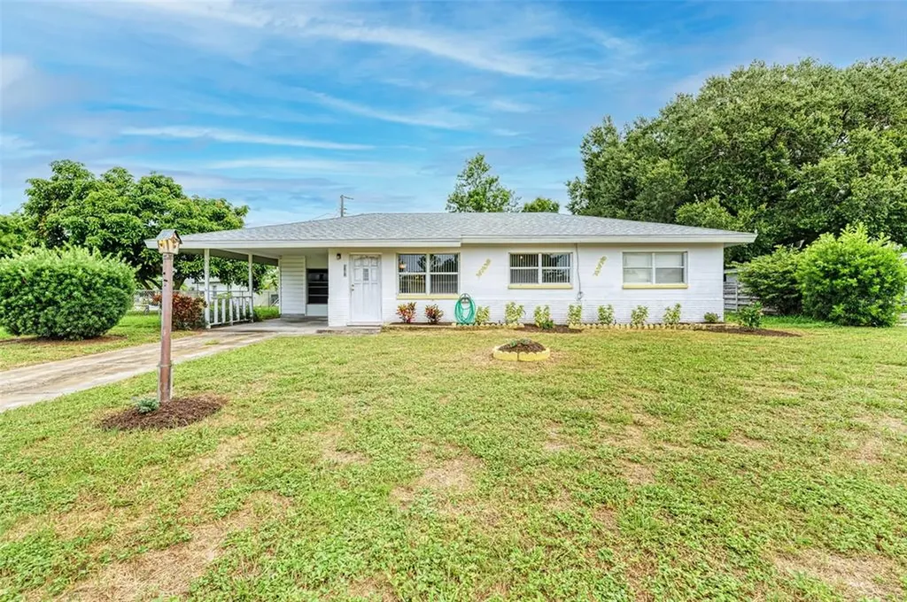 2010 Princeton Avenue Bradenton FL 34207