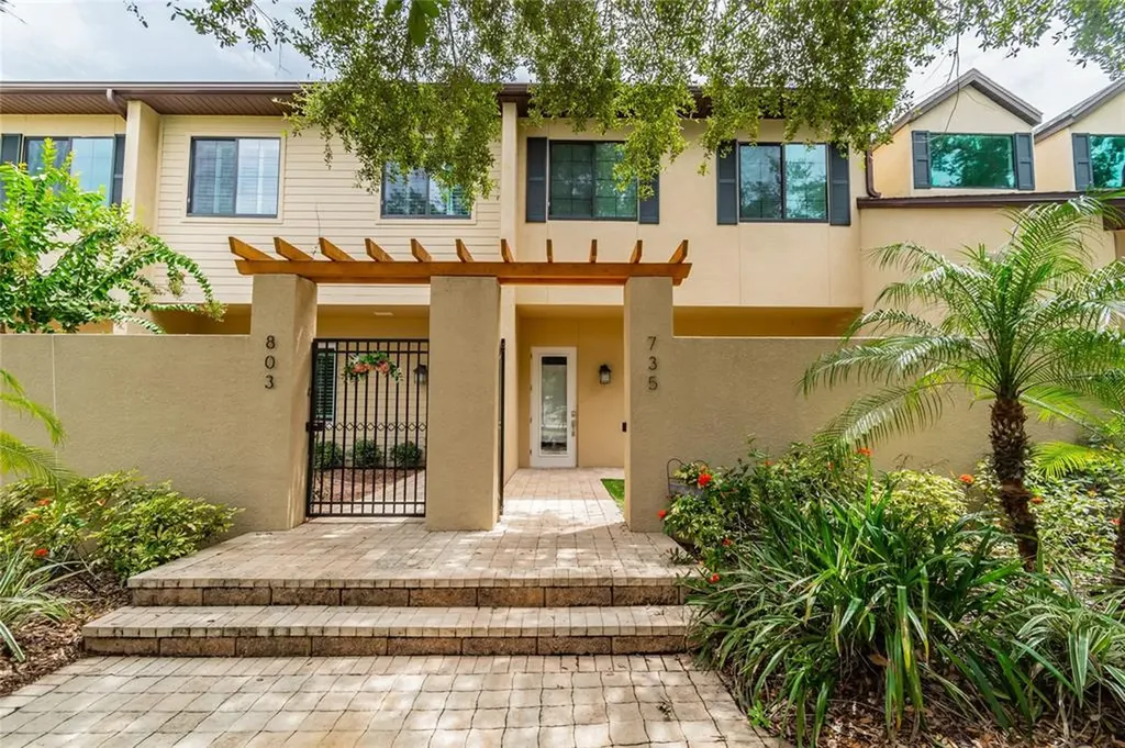 735 Highland Street N St Petersburg FL 33701