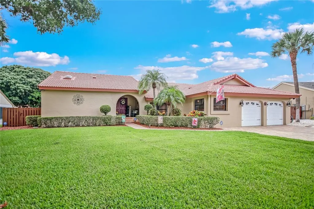 6808 Edgeworth Drive Orlando FL 32819