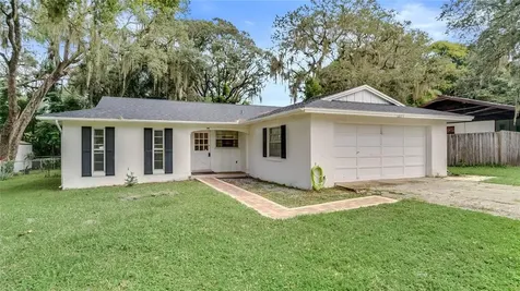 6823 Osage Drive Mount Dora FL 32757