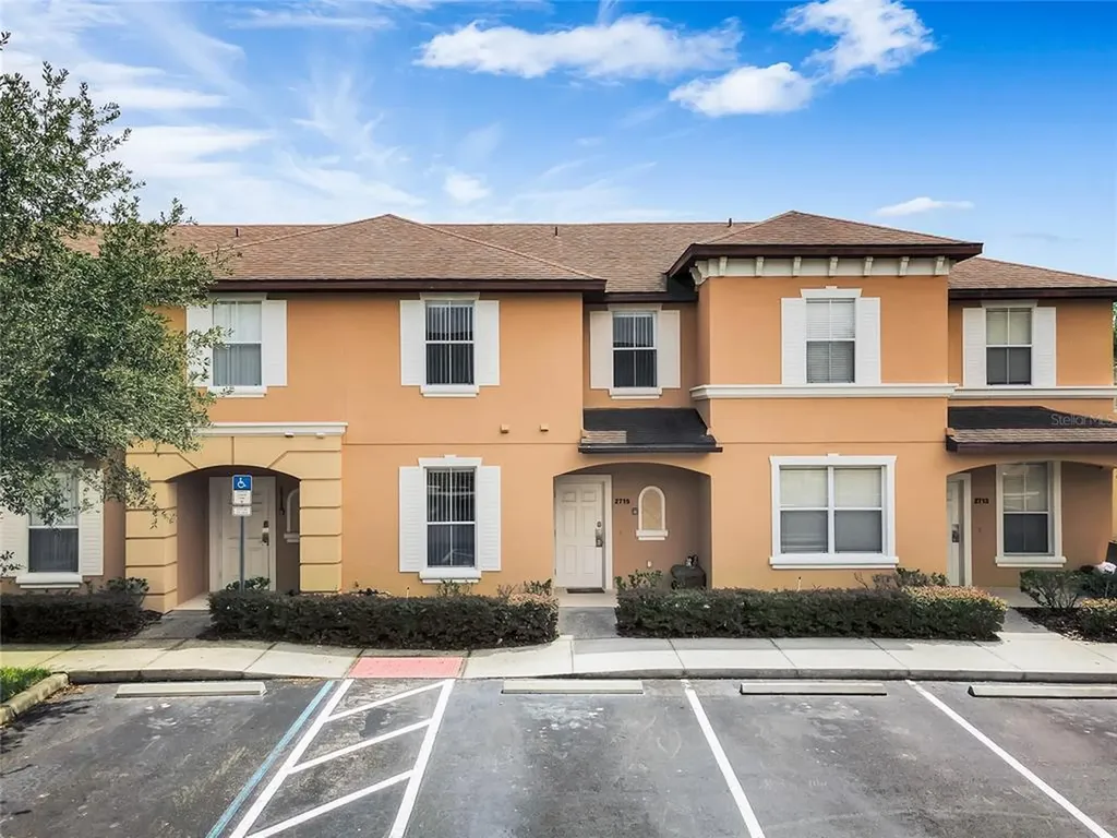 2715 Roadster Lane Kissimmee FL 34746