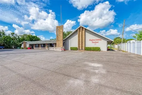 1801 N Lockwood Ridge Road Sarasota FL 34234