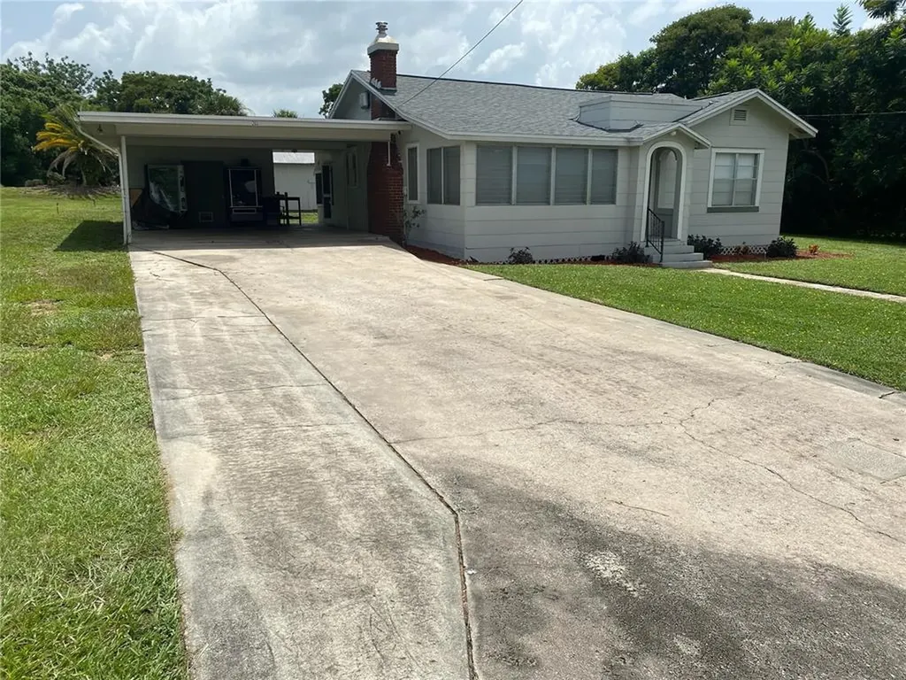 203 Lake Villa Way Haines City FL 33844